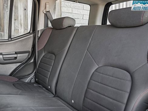 Used 2010 Nissan Xterra Off-Road image 22