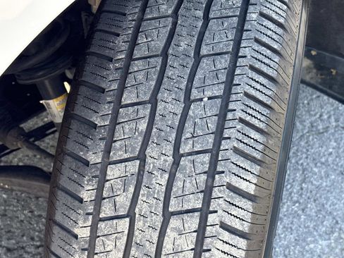 Certified 2024 Chevrolet Silverado 1500 Custom image 12