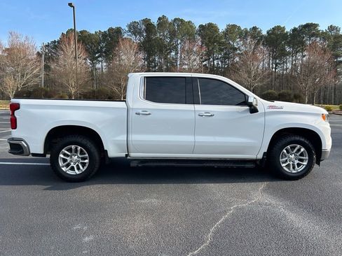 Used 2022 Chevrolet Silverado 1500 LTZ w/ Z71 Off-Road Package image 23