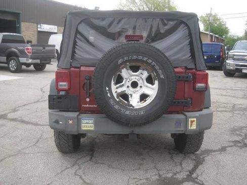 Used 2009 Jeep Wrangler X AWD/4WD image 6