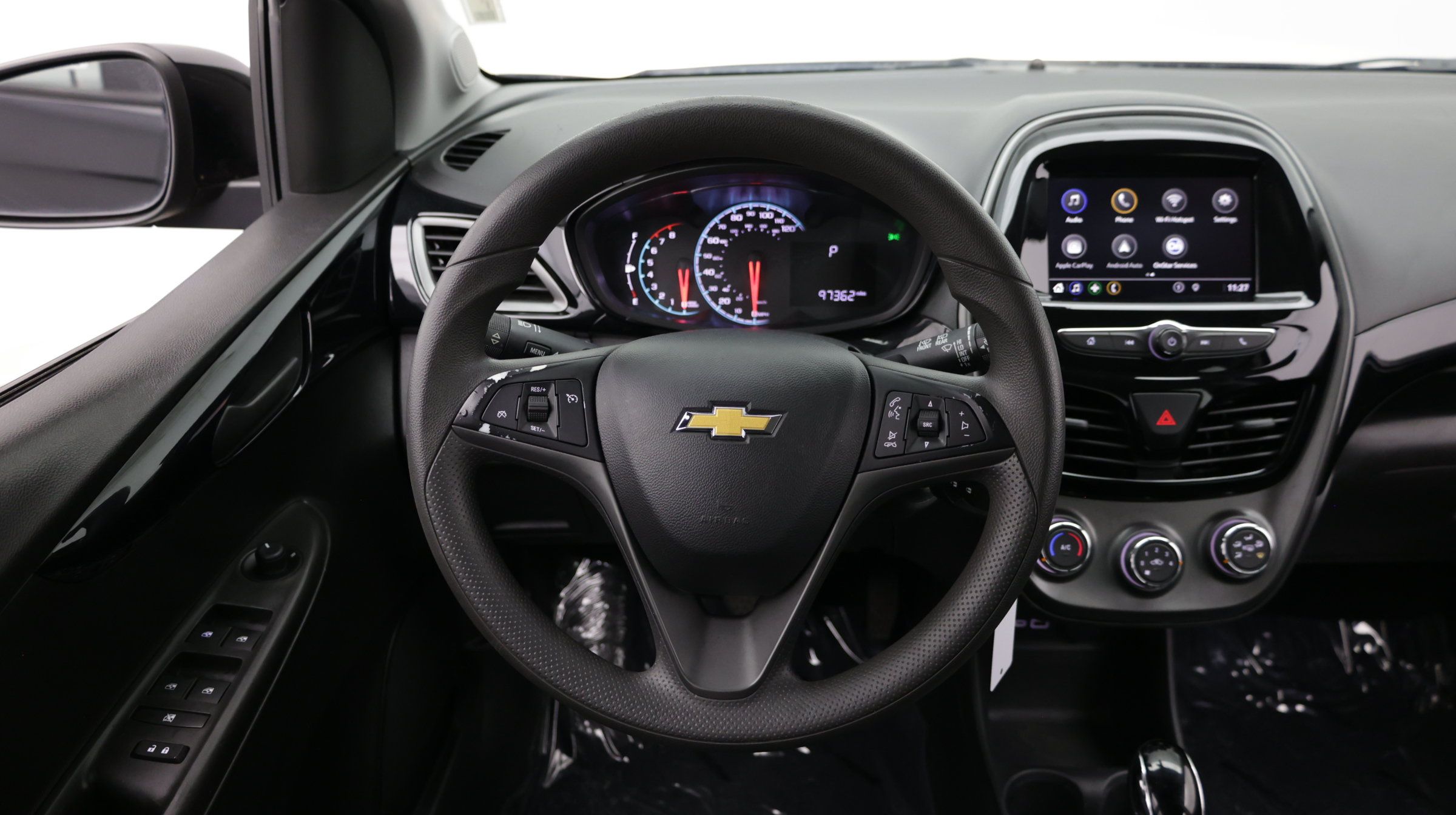 Used 2020 Chevrolet Spark LT FWD image 29
