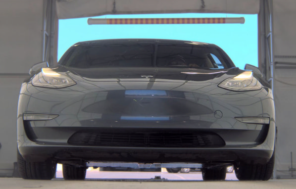 Used 2022 Tesla Model 3 Long Range AWD/4WD image 9