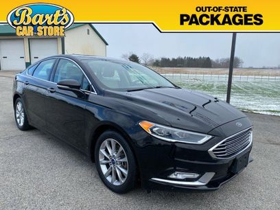 Used 2017 Ford Fusion SE w/ Fusion SE Technology Package
