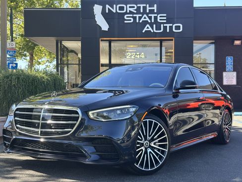 Used 2022 Mercedes-Benz S 500 4MATIC image 2