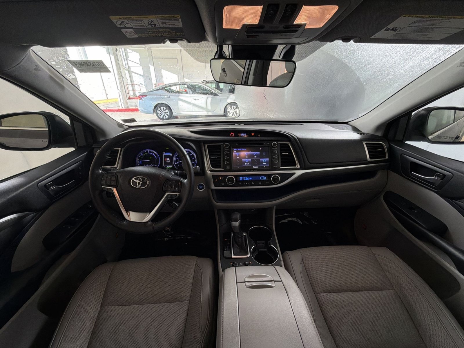 Used 2019 Toyota Highlander Limited Platinum AWD/4WD image 23