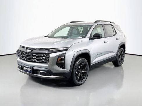 New 2026 Chevrolet Equinox LT w/ Convenience Package II FWD image 3