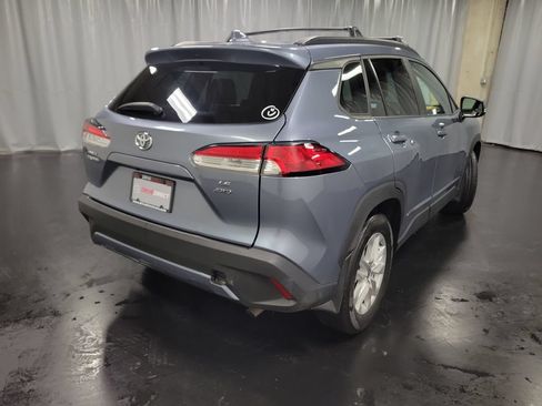 Used 2023 Toyota Corolla Cross LE AWD/4WD image 8