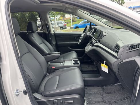Used 2026 Honda Odyssey EX-L image 36