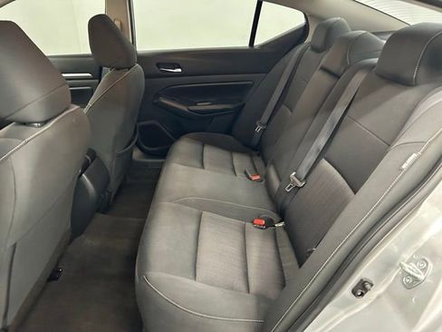 Used 2022 Nissan Altima 2.5 SV image 16