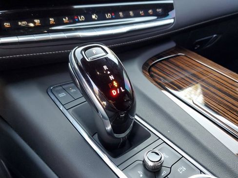 Used 2023 Cadillac Escalade Luxury image 31