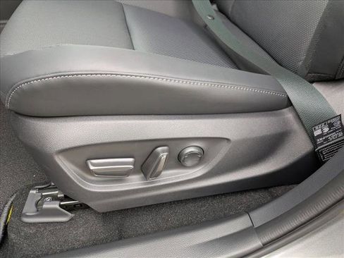 New 2026 Toyota Crown XLE image 4