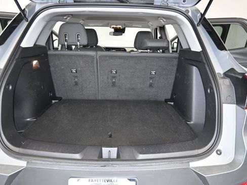 Used 2025 Chevrolet TrailBlazer LT FWD image 10