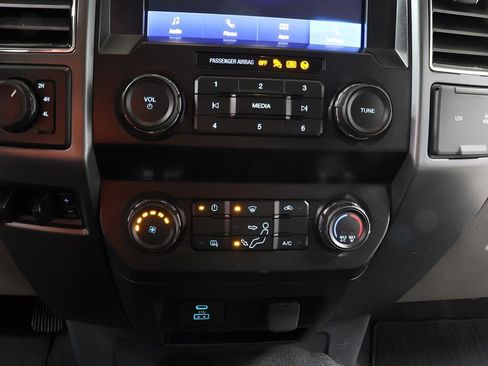 Used 2022 Ford F250 XLT image 9