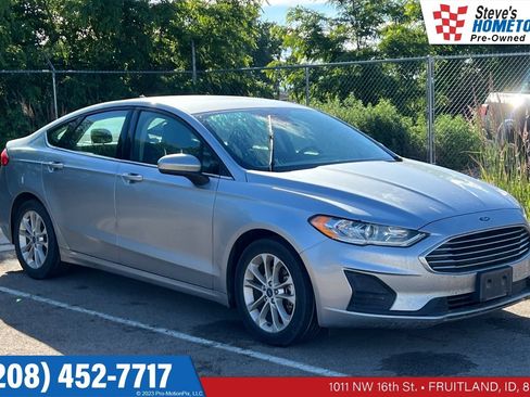 Used 2020 Ford Fusion SE FWD image 1