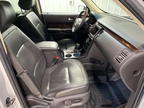 Used 2018 Ford Flex Limited image 26