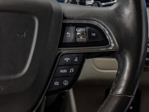 Used 2022 Lincoln Navigator L Reserve AWD/4WD image 17