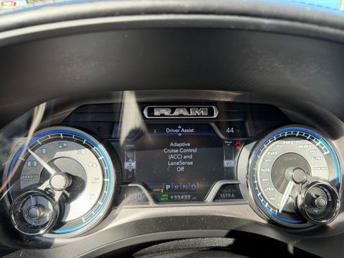 Used 2019 RAM 1500 Limited image 18
