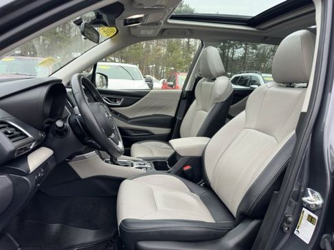 Used 2023 Subaru Forester Limited image 22