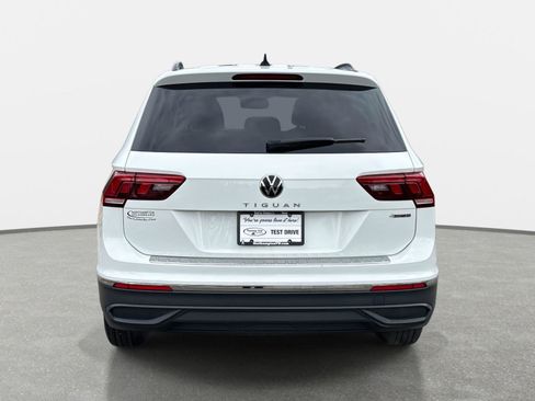 Used 2024 Volkswagen Tiguan S image 6