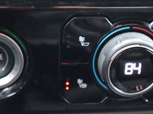 Used 2024 Chevrolet Silverado 1500 LT image 21