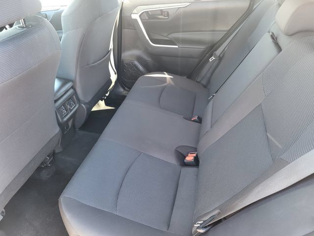 Used 2025 Toyota RAV4 LE AWD/4WD image 22