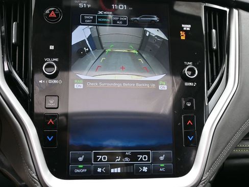 Used 2025 Subaru Outback Onyx Edition image 23