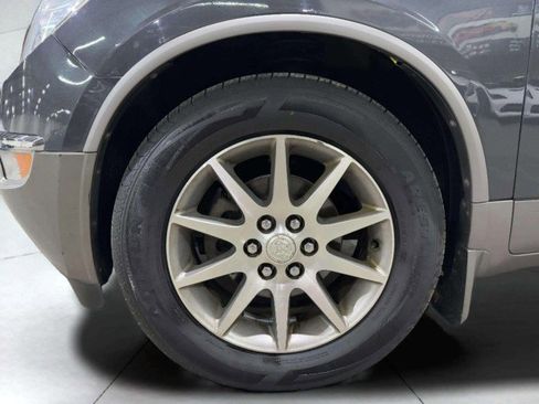 Used 2011 Buick Enclave CX image 54