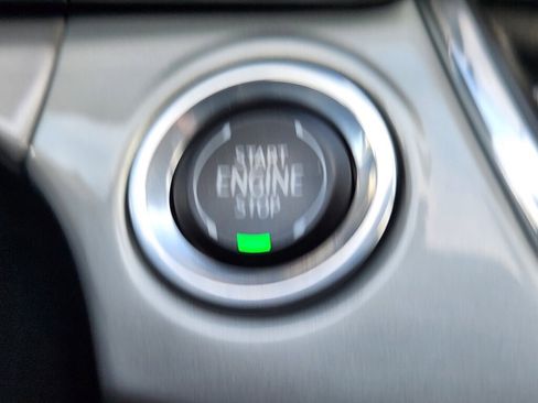 Used 2025 Chevrolet Trax LT w/ Driver Confidence Package image 23