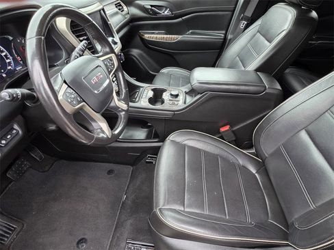 Used 2020 GMC Acadia Denali w/ Technology Package image 7