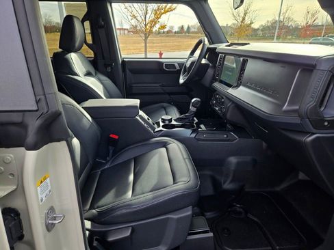 New 2025 Ford Bronco Big Bend image 6
