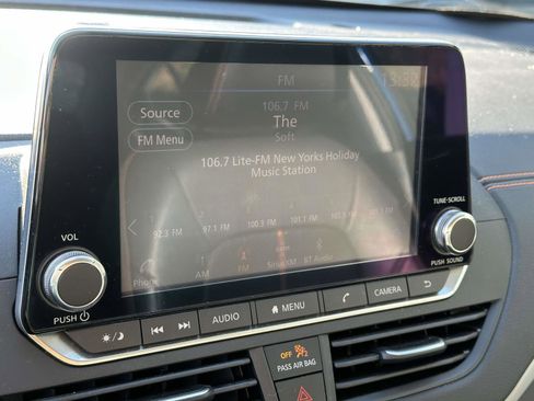 Used 2019 Nissan Altima 2.5 SR image 22