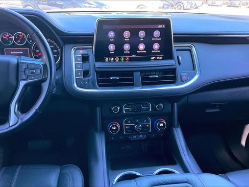 Used 2021 Chevrolet Suburban RST w/ Luxury Package image 7