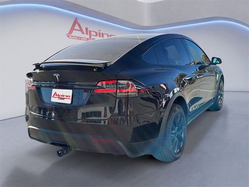 Used 2023 Tesla Model X image 5