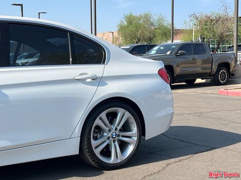 Used 2015 BMW 335i Sedan RWD image 10