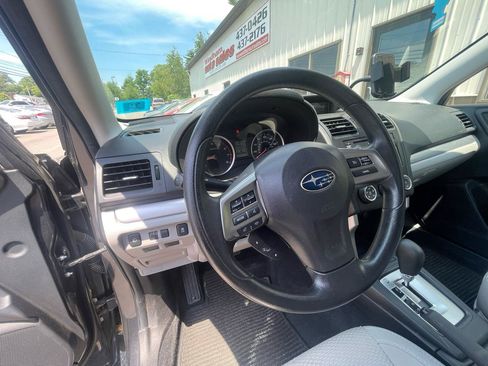 Used 2015 Subaru Forester 2.5i Premium w/ All-Weather Package AWD/4WD image 12