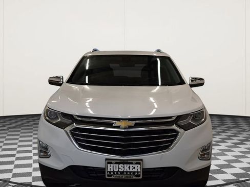 Used 2021 Chevrolet Equinox Premier AWD/4WD image 3
