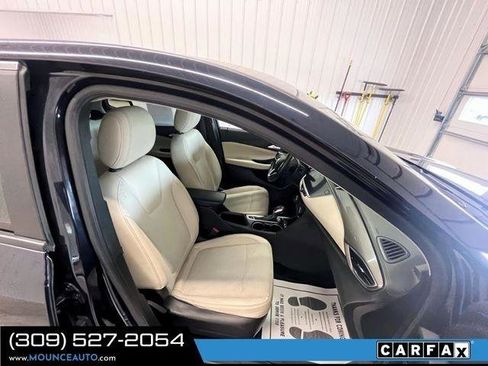 Used 2021 Buick Encore GX Preferred image 5