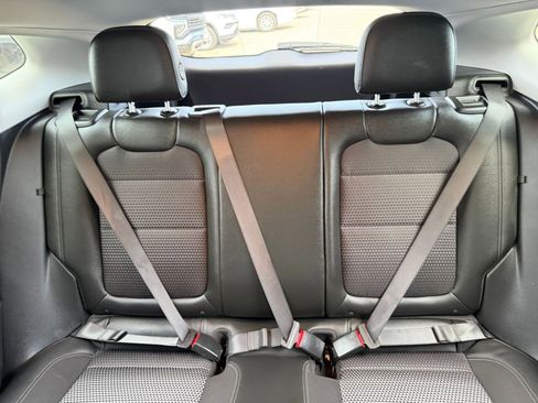 Used 2025 Chevrolet Trax LT image 39