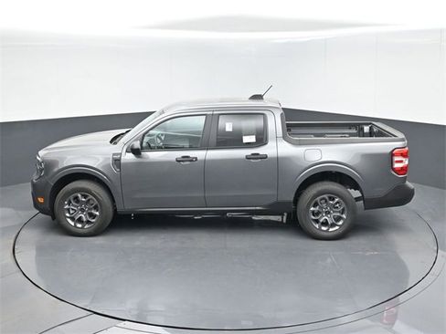 New 2025 Ford Maverick XLT w/ XLT Luxury Package image 36