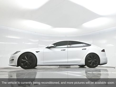Used 2022 Tesla Model S image 69