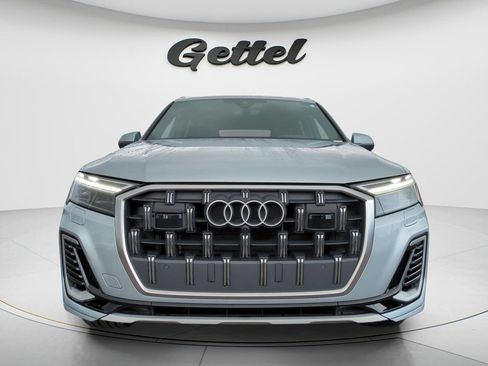 Used 2025 Audi Q7 3.0T Premium Plus AWD/4WD image 2