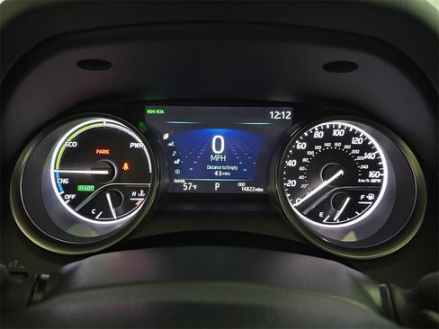 Used 2024 Toyota Camry XSE w/ Navigation Package image 21