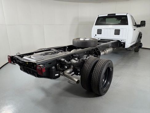 New 2026 RAM 5500 Tradesman AWD/4WD image 7