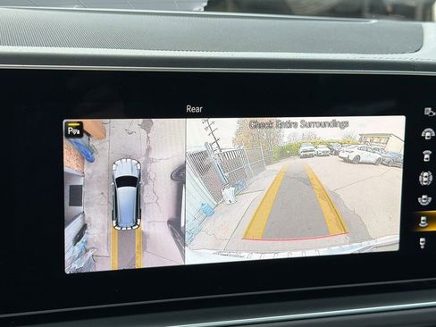 Certified 2022 Mercedes-Benz GLS 63 AMG 4MATIC image 27