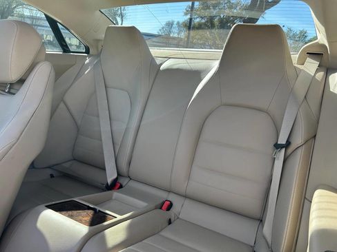 Used 2013 Mercedes-Benz E 350 Coupe image 21