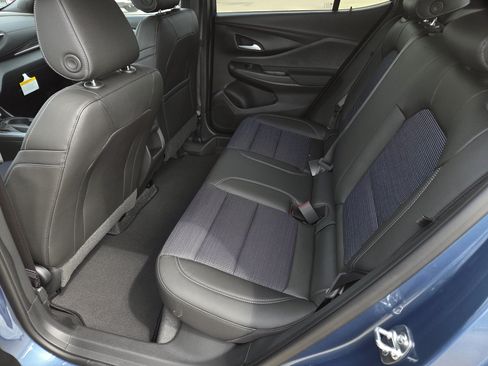 New 2026 Buick Envista Preferred FWD image 16
