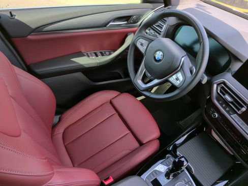 Certified 2023 BMW X3 sDrive30i w/ Premium Package RWD image 34