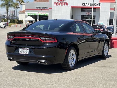 Used 2022 Dodge Charger SXT RWD image 41