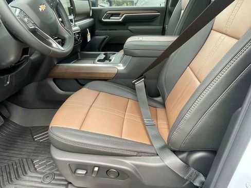 New 2026 Chevrolet Silverado 2500 High Country w/ High Country Premium Package AWD/4WD image 13