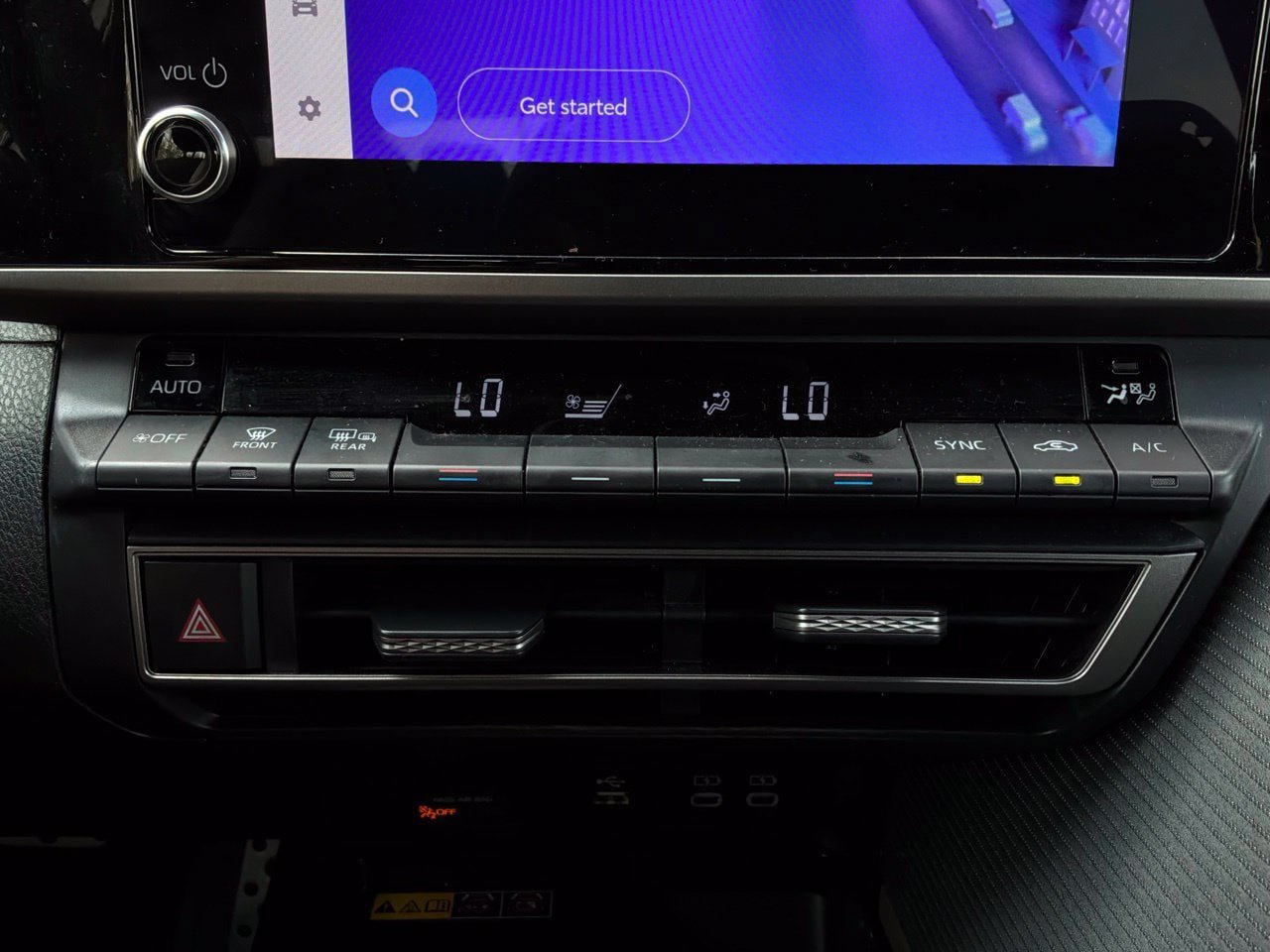 Used 2026 Toyota Camry SE FWD image 29